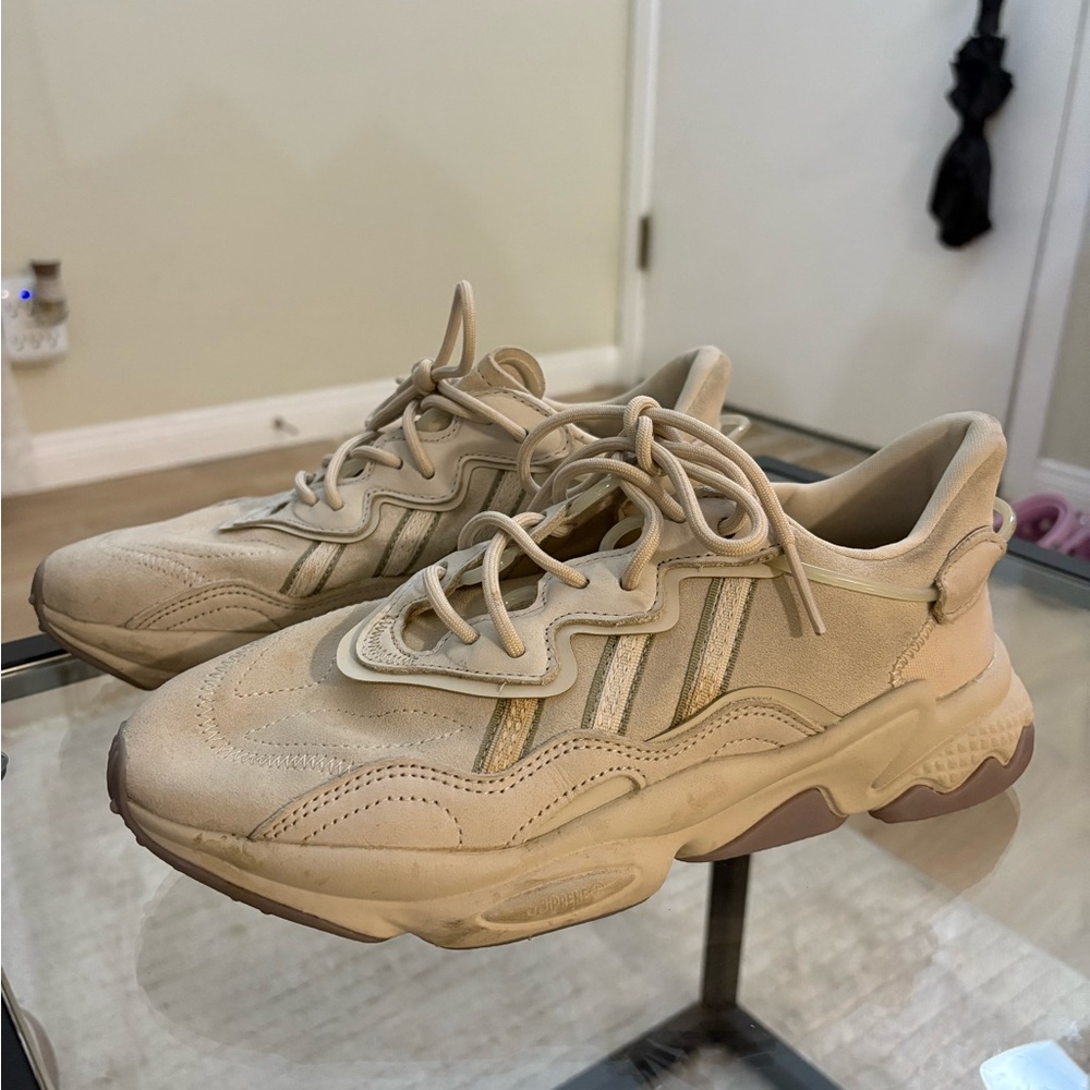 Adidas Ozweego - Cream Sneakers with Stripes